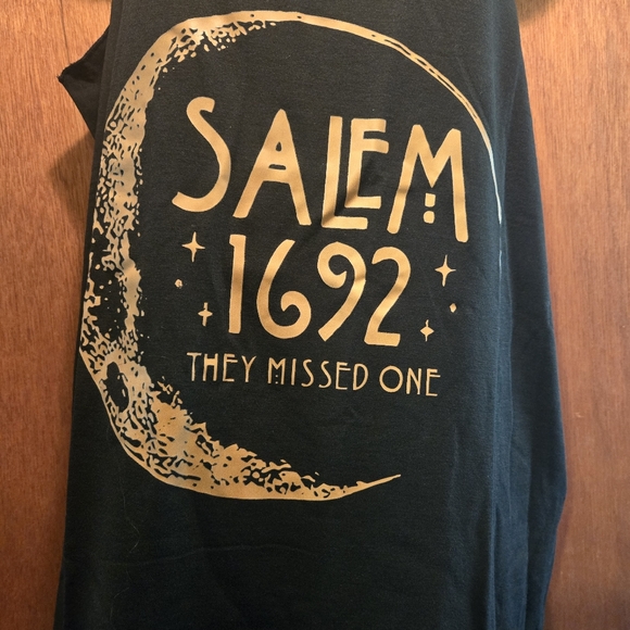 Salem 1692 moon phase black tank top szL NEW - Picture 2 of 4